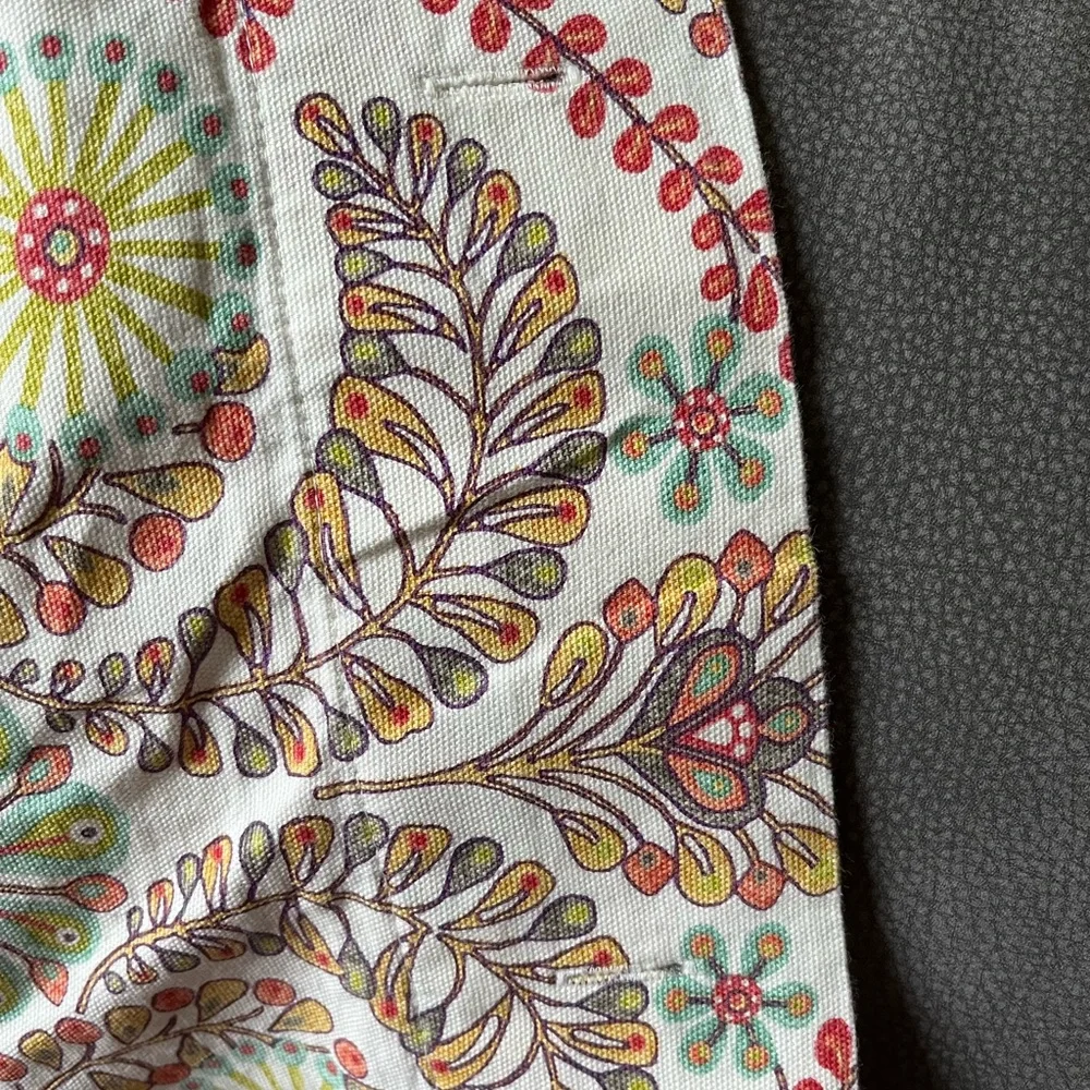 WORLD MARKET FABRIC SHOWER CURTAIN - Picture 3 of 8
